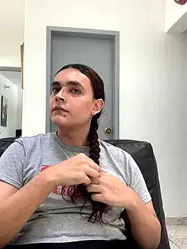 Freechat La-Gatiita-trans on StripChat