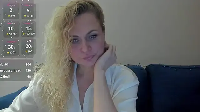 Freechat LanaLight_x on StripChat