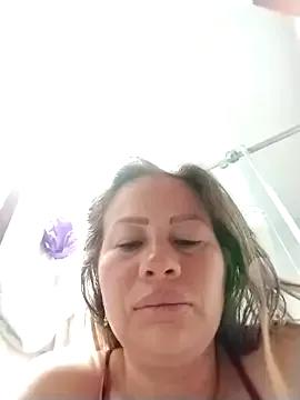LaraCaliente from StripChat is Freechat