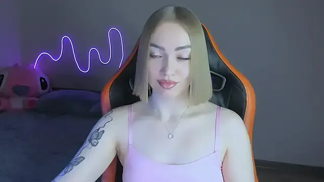 Freechat LaraKrein_lk on StripChat