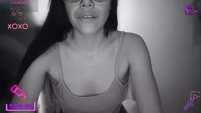 LauGrayJ from StripChat