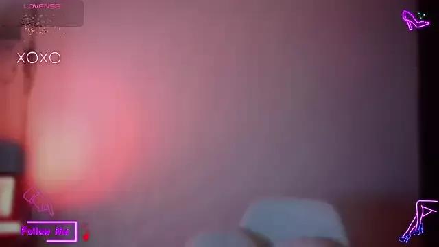 LauGrayJ from StripChat