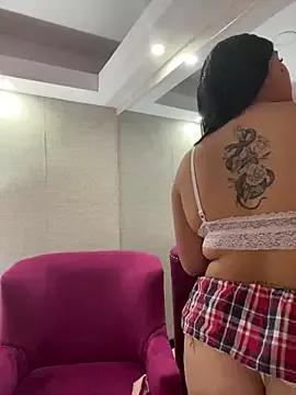 LaurenCurvy from StripChat is Freechat