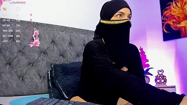 Layla_kaderr from StripChat