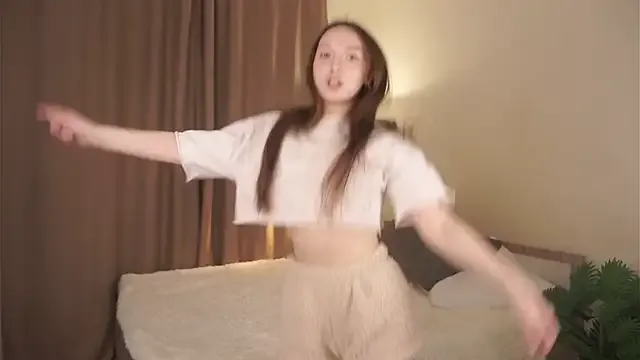 Freechat LeonaBelhumeur on StripChat