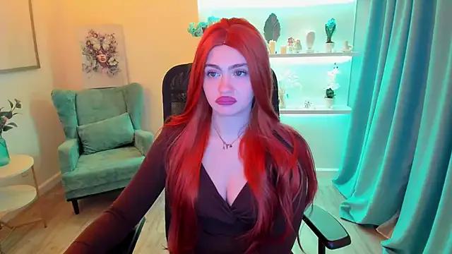 LeslieMineg from StripChat is Freechat