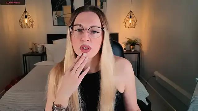 Lexi_terele from StripChat is Freechat