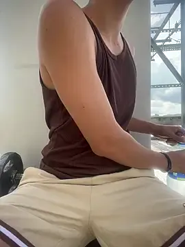 Liam_Moss on StripChat