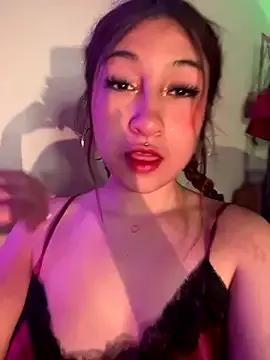 liin_rose from StripChat is Freechat
