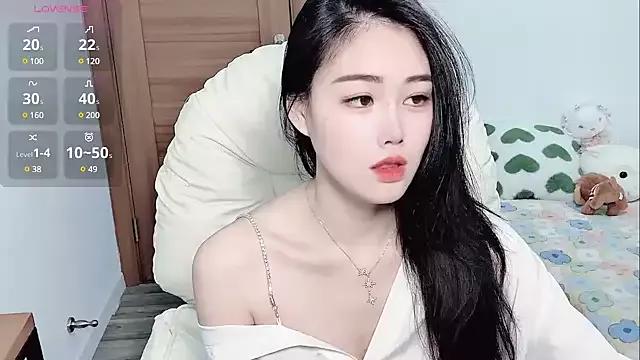 LILI-Baobei from StripChat