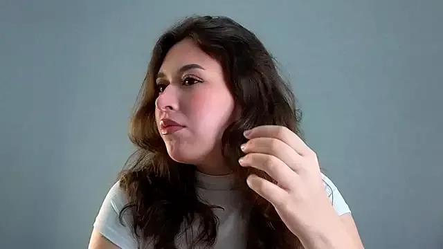 LilianBuskey from StripChat is Freechat