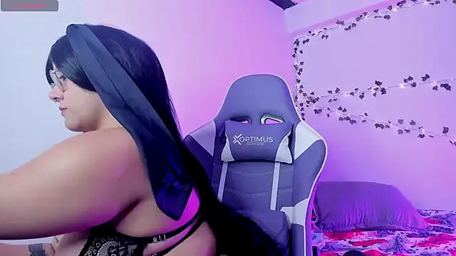 Lilithh_Kuro from StripChat is Freechat