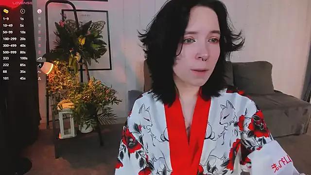 lilithlunna from StripChat is Freechat