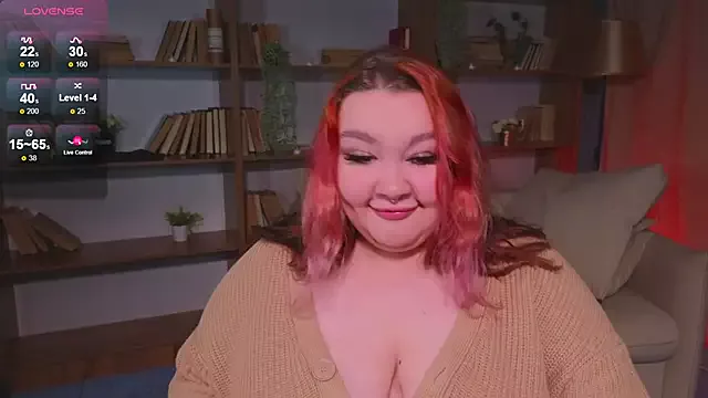 LilyBelll on StripChat 