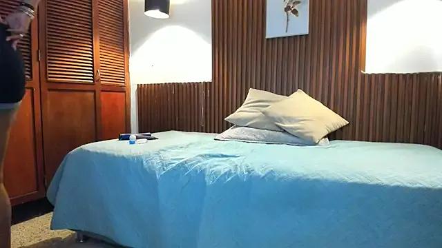 linda_yepez from StripChat is Freechat