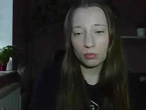 LindaPretty from StripChat is Freechat