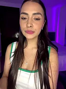 Linna_Cam from StripChat is Freechat