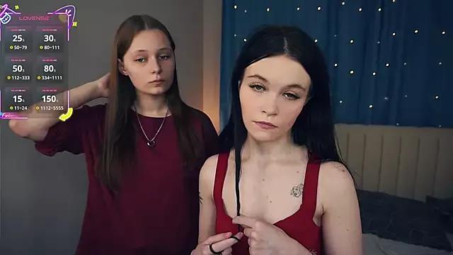 LinnHawks from StripChat
