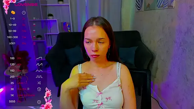 Freechat LisaWillsons on StripChat