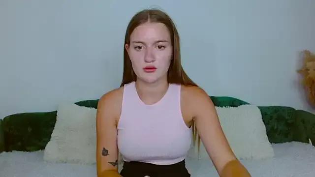little__cut1e from StripChat is Freechat