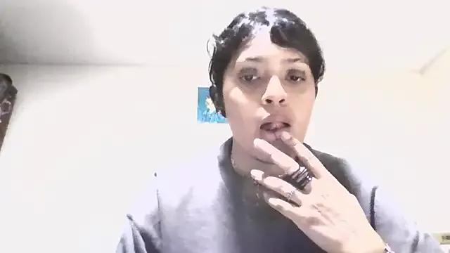 Lolitaa_ran from StripChat is Freechat