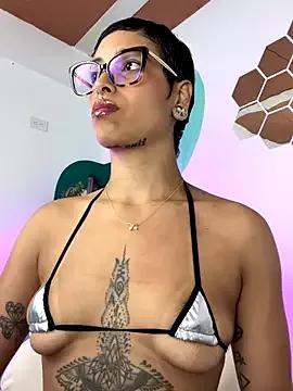 LollaByer from StripChat