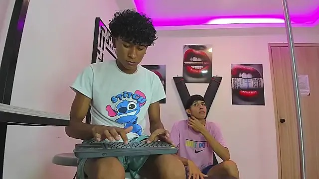 Freechat LONDON_BOYS1 on StripChat