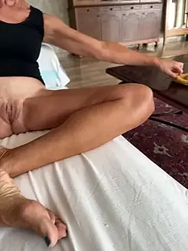 Freechat lucamila2903 on StripChat