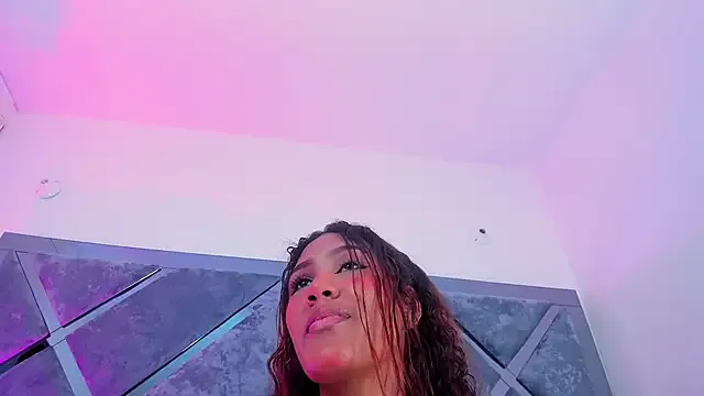 Freechat luciagray1 on StripChat