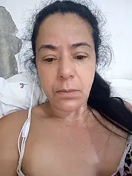 Freechat lucineia7 on StripChat