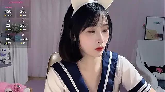 LuckySHI-520 from StripChat is Freechat