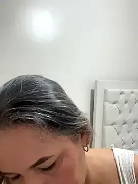 Lucy_Milf_474 from StripChat is Freechat