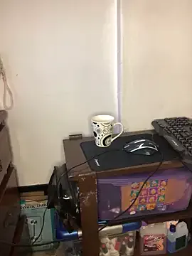 Freechat luisahot_9727 on StripChat