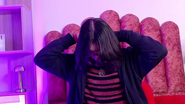 Lullaby_Charade on StripChat 