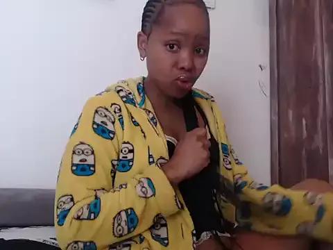 lulubellaxxh from StripChat is Freechat