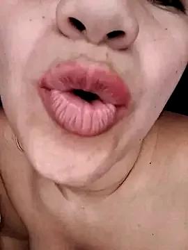 LUNAA___ from StripChat is Freechat