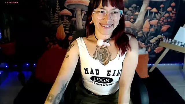LunaBunny8 from StripChat is Freechat