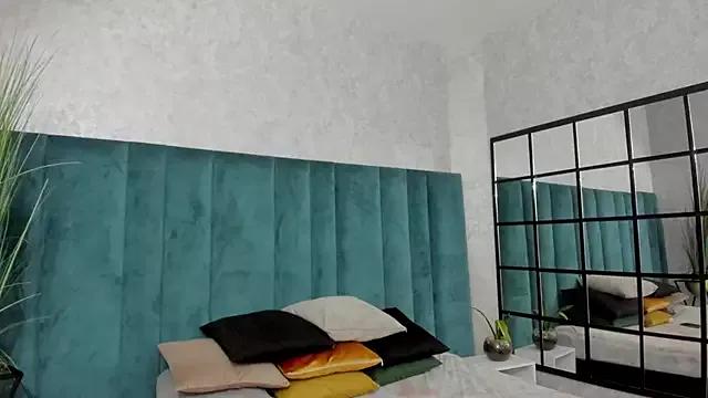 LunaEmber_ from StripChat is Freechat