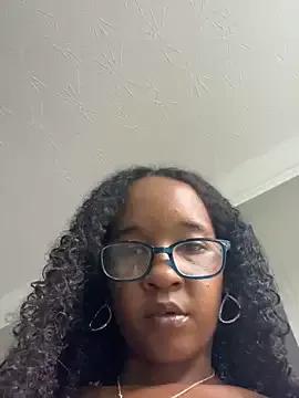 LunalustycumslutPornstar from StripChat is Freechat