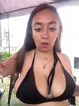 LuPink_ from StripChat is Freechat