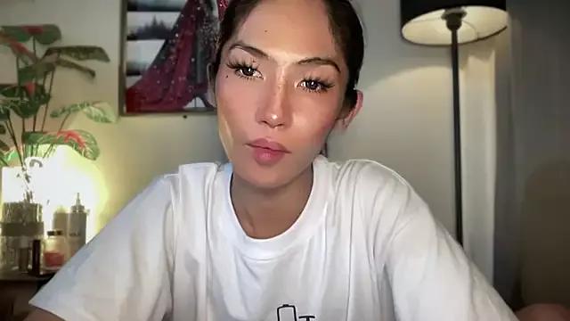 Lust_for_Belle_ from StripChat is Freechat