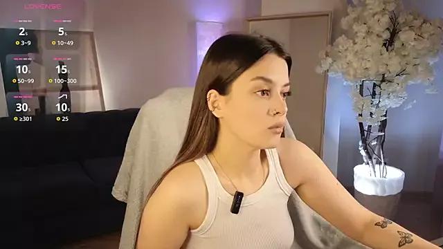 Lustr0us from StripChat