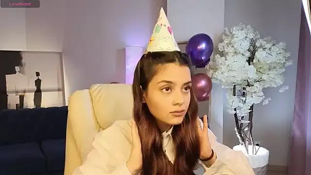 Lustr0us from StripChat