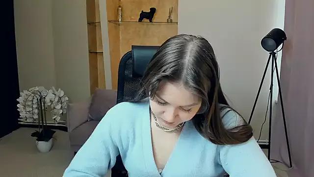 LynEllen from StripChat is Freechat