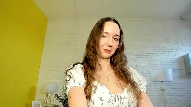 LynnBerner from StripChat is Freechat
