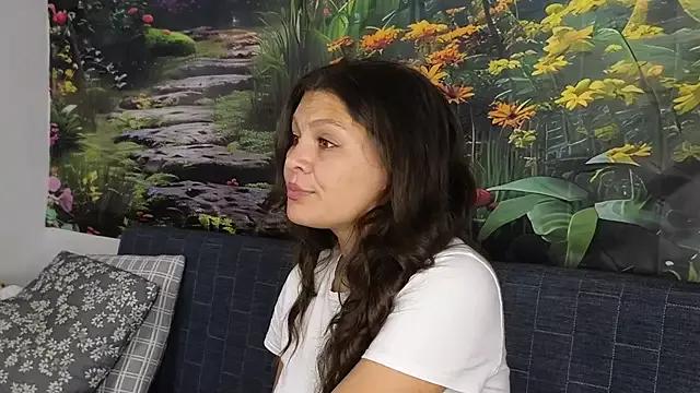 MadameDeFeu from StripChat