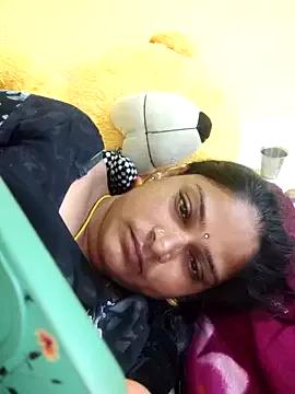 madavi123 from StripChat is Freechat