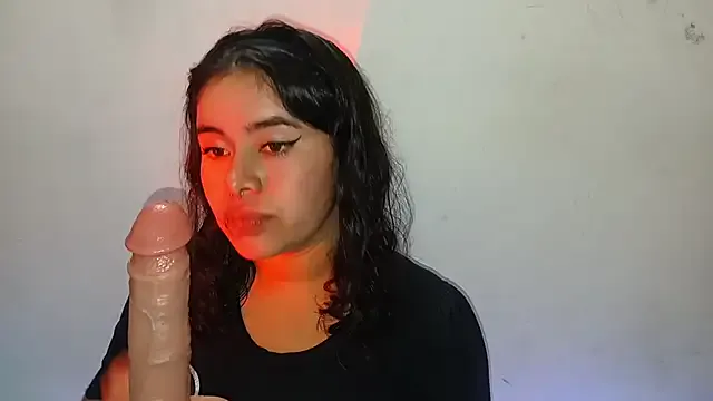 Freechat Magic_Alicee_ on StripChat