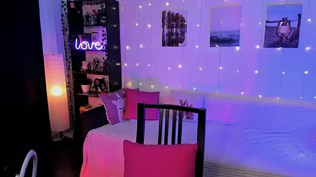 Magic_Allie from StripChat