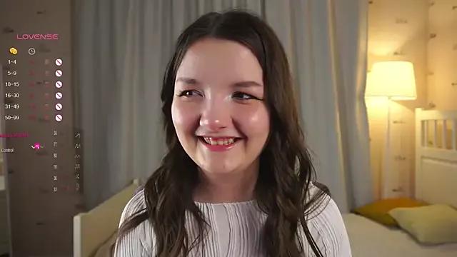 MaidaEasley from StripChat is Freechat